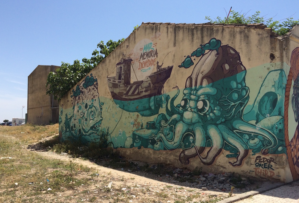 A graffittied wall in Caxinas pays homage to the sea.